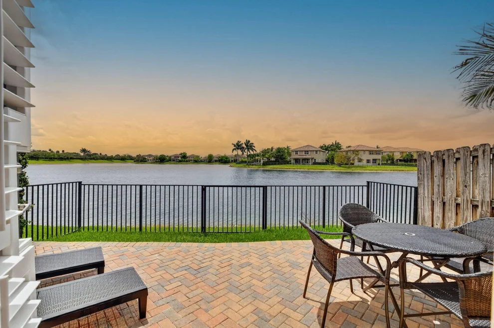 Unit for sale at 8437 Lakeview Trail, Parkland, FL 33076
