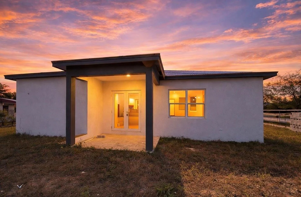 Unit for sale at 5520 SW 25th Court, West Park, FL 33023