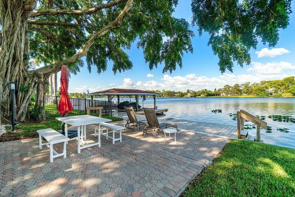 Unit for sale at 6647 Paul Mar Drive, Lake Worth, FL 33462