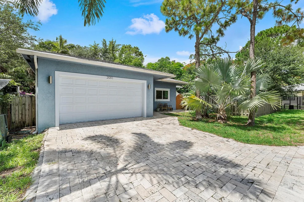 Unit for sale at 2091 SW 29th Avenue, Fort Lauderdale, FL 33312