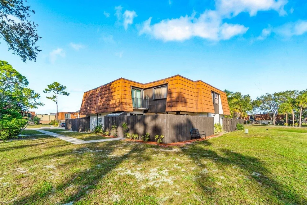 Unit for sale at 2125 White Pine Circle, Greenacres, FL 33415