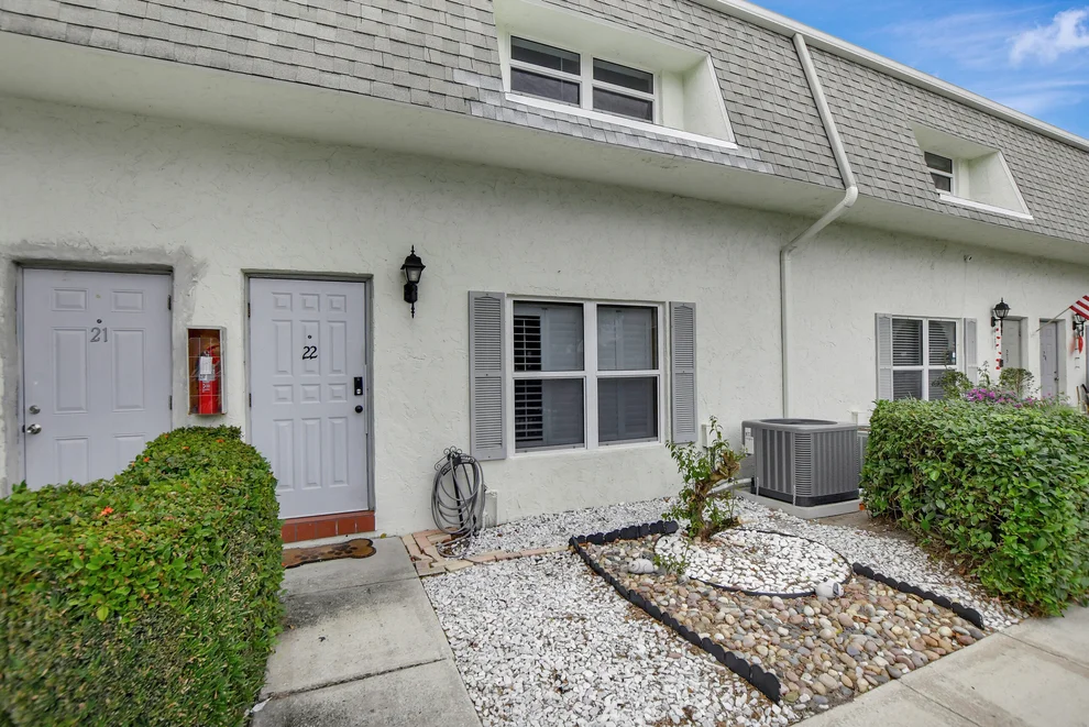 Unit for sale at 1845 NW 4th Avenue, Boca Raton, FL 33432