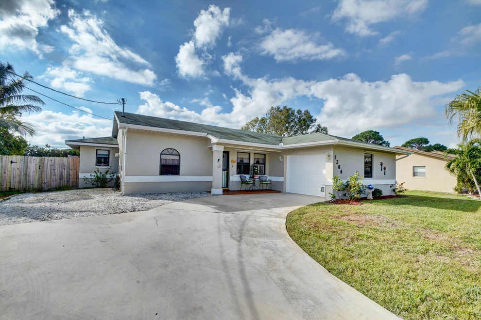 Unit for sale at 1266 SE Petunia Avenue, Port St Lucie, FL 34952