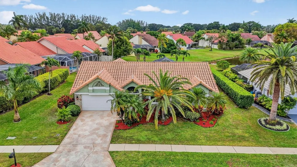 Unit for sale at 10194 Canoe Brook Circle, Boca Raton, FL 33498