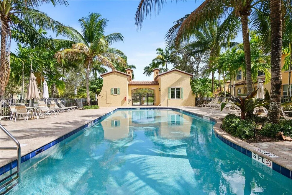 Unit for sale at 4555 Mediterranean Circle, Palm Beach Gardens, FL 33418