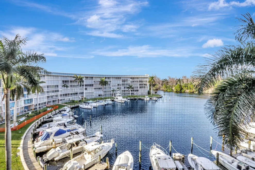Unit for sale at 1523 E Hillsboro Boulevard, Deerfield Beach, FL 33441