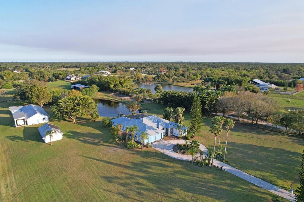 Unit for sale at 4401 SW Boat Ramp Avenue, Palm City, FL 34990
