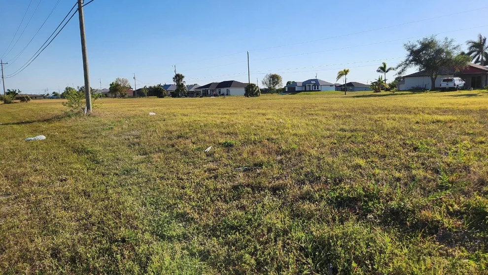 Unit for sale at 1724 Andalusia Boulevard, Cape Coral, FL 33909