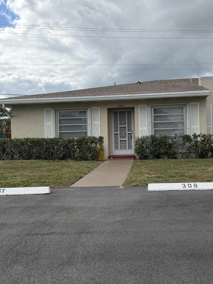 Unit for sale at 20866 Vinesta Circle, Boca Raton, FL 33433