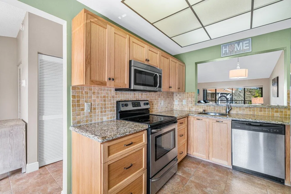 Unit for sale at 5187 Oakhill Lane, Delray Beach, FL 33484