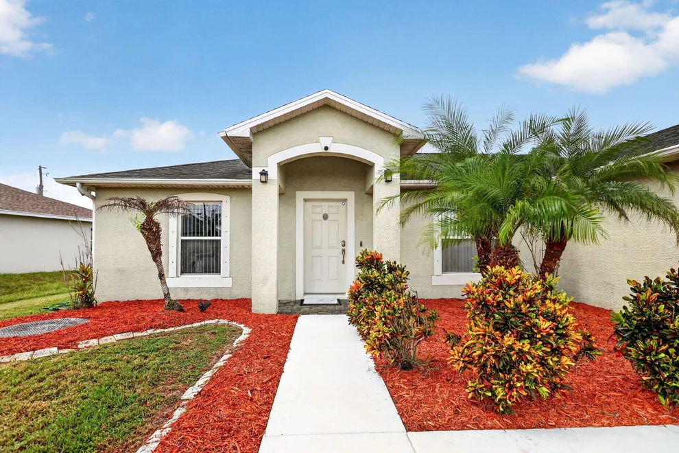 Unit for sale at 324 SW Kestor Drive, Port St Lucie, FL 34953