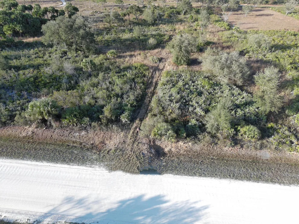 Unit for sale at 15463 NW 288th Street, Okeechobee, FL 34972