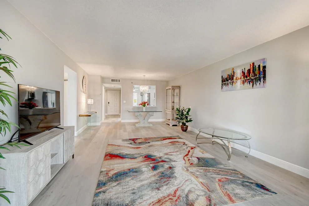 Unit for sale at 7290 Kinghurst Drive, Delray Beach, FL 33446