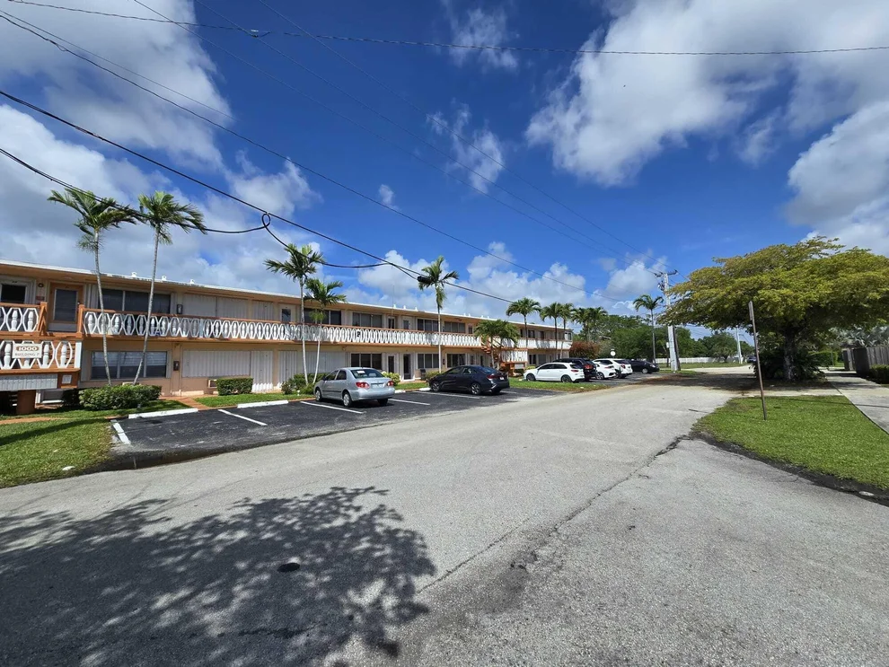 Unit for sale at 1000 SW 10th Avenue SW, Hallandale Beach, FL 33009