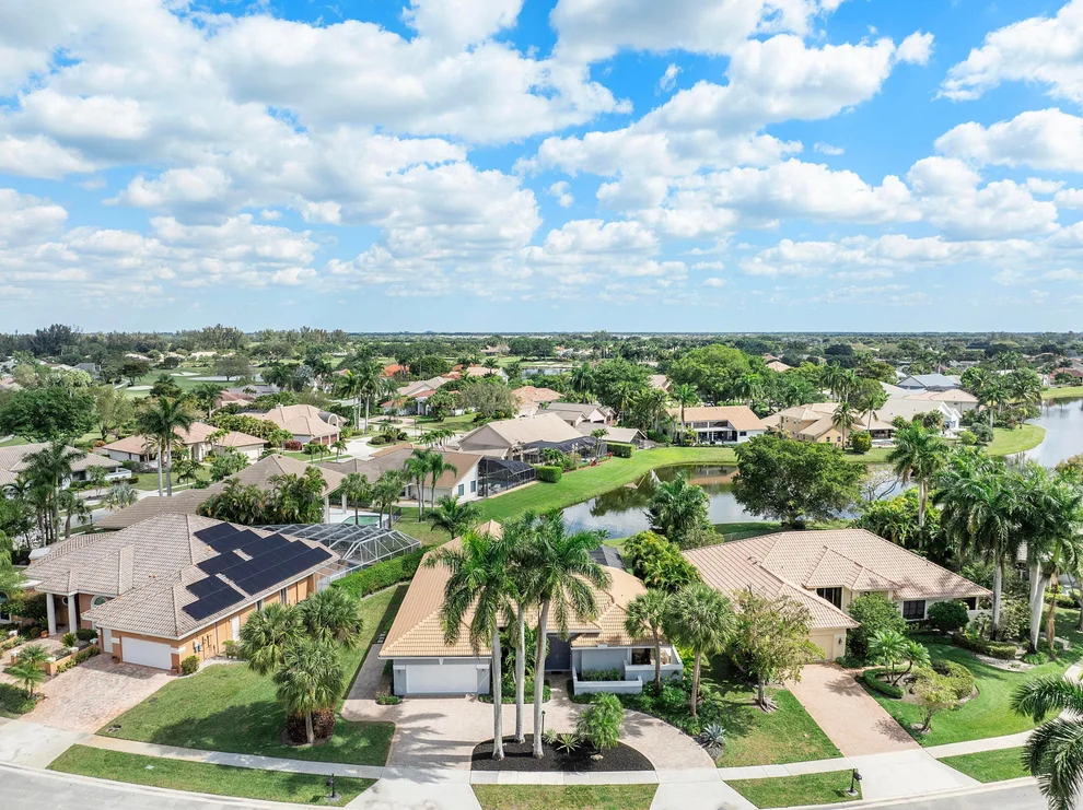 Unit for sale at 17908 Hampshire Lane, Boca Raton, FL 33498