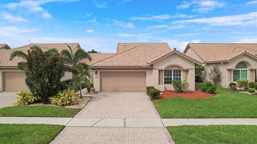 Unit for sale at 8964 Shoal Creek Lane, Boynton Beach, FL 33472