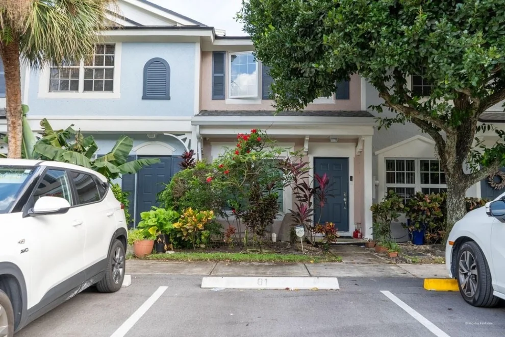 Unit for sale at 3332 Confetti Lane, Margate, FL 33063