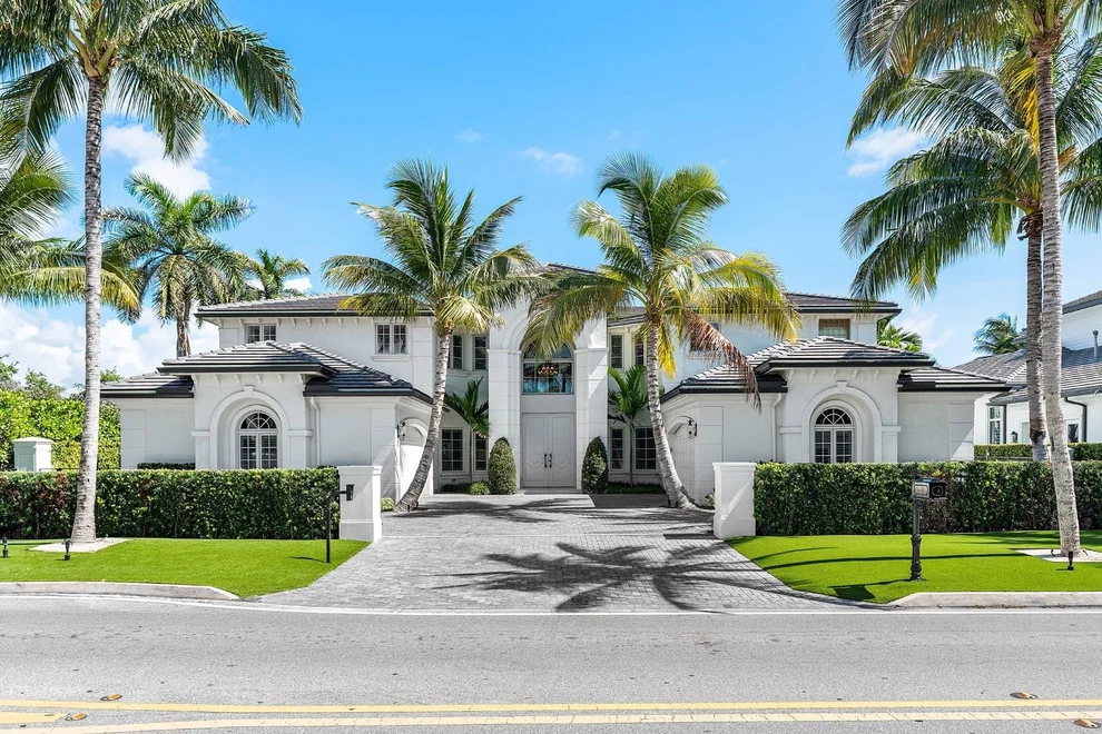 Unit for sale at 121 Royal Palm Way, Boca Raton, FL 33432