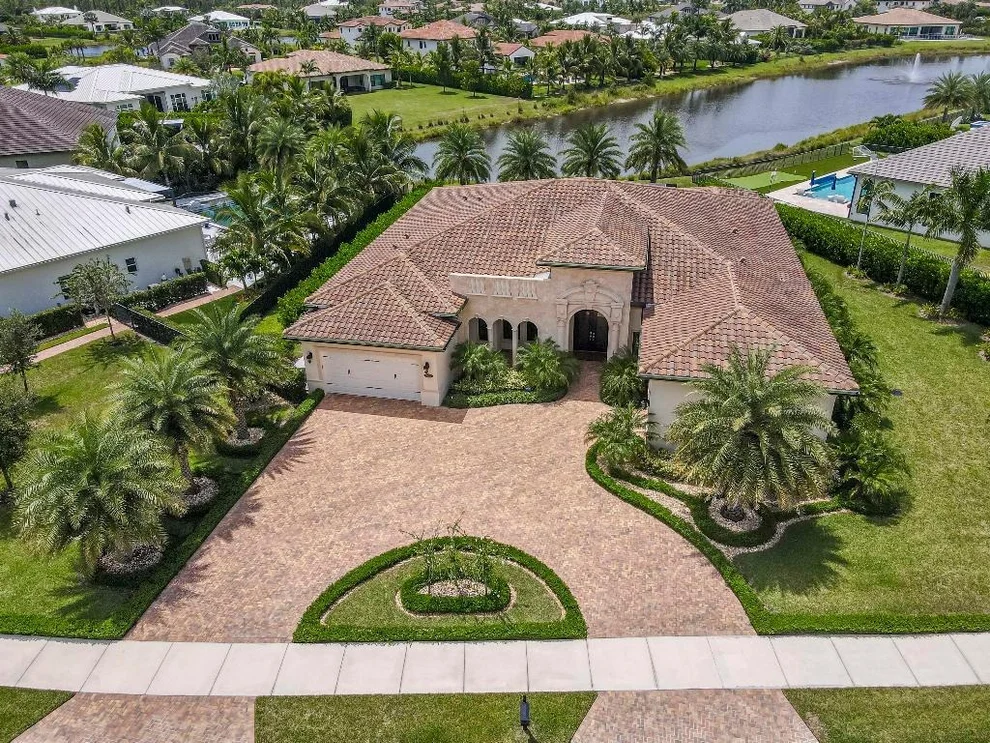 Unit for sale at 8320 SE Pennock Trail, Jupiter, FL 33458