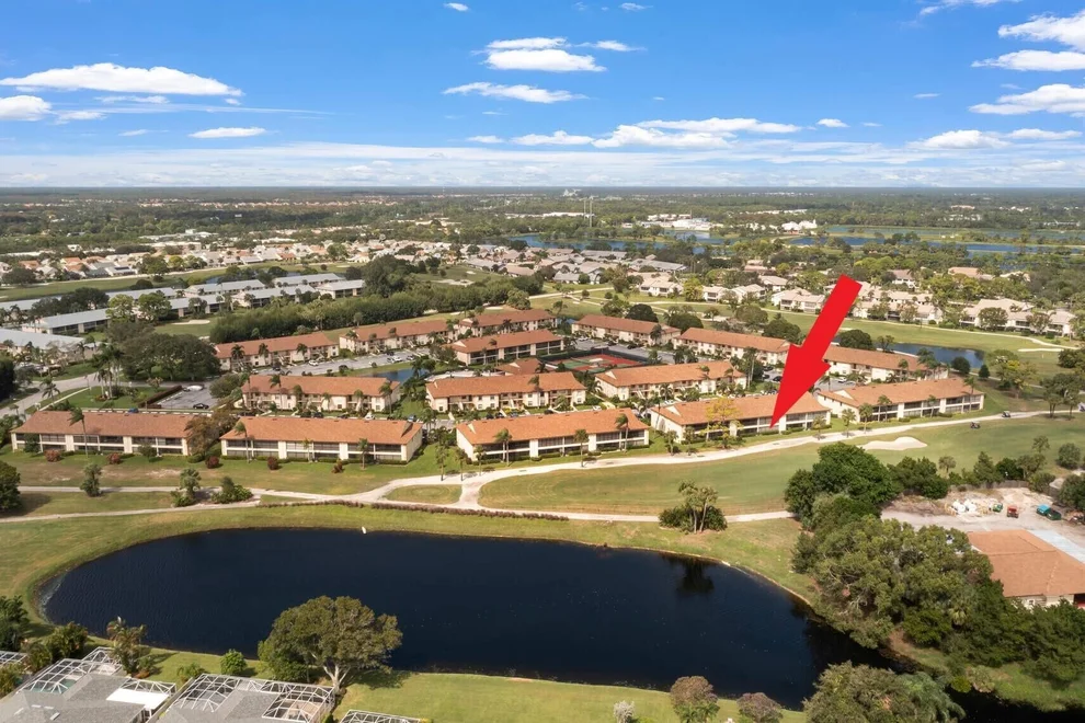 Unit for sale at 1001 Pinecrest Circle, Jupiter, FL 33458