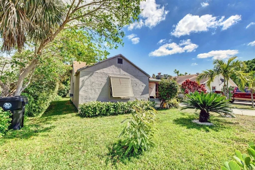 Unit for sale at 630 S Pine Street, Lake Worth Beach, FL 33460