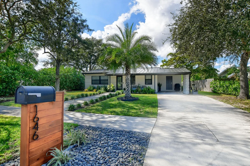 Unit for sale at 1646 NE 3rd Avenue, Delray Beach, FL 33444