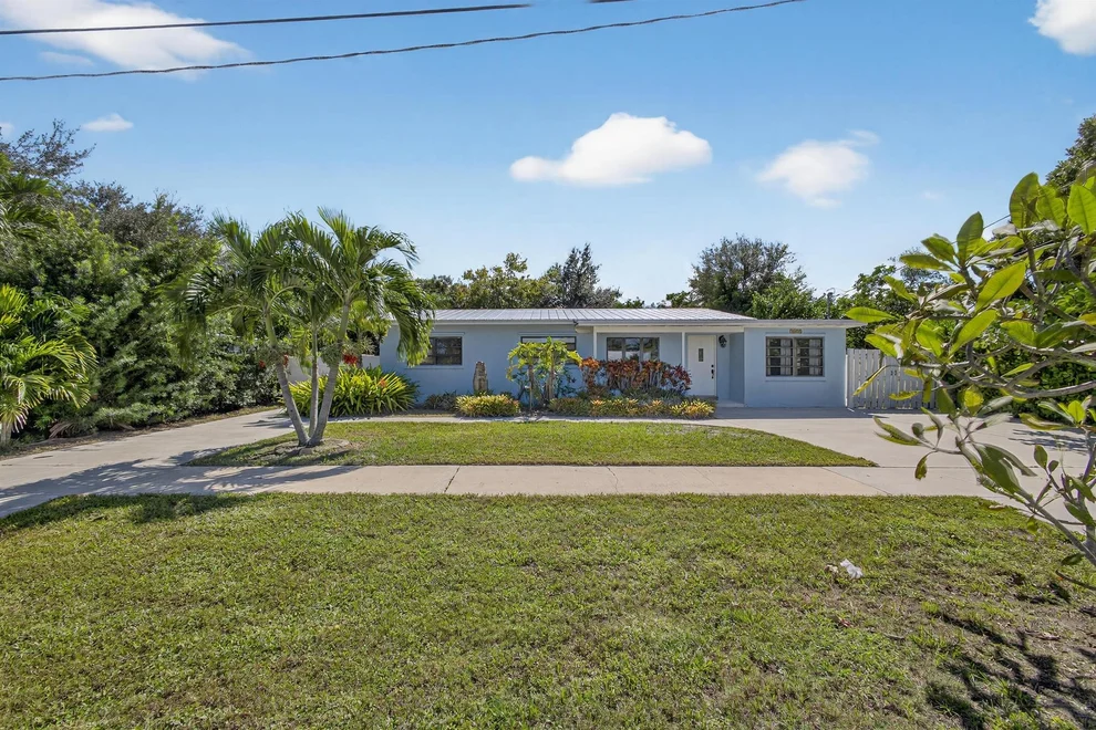 Unit for sale at 5408 Sioux Street, Jupiter, FL 33458
