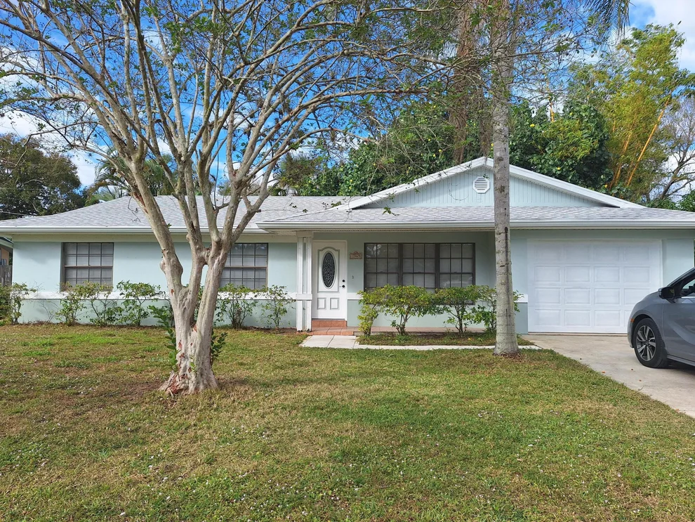 Unit for sale at 1365 19th Avenue SW, Vero Beach, FL 32962