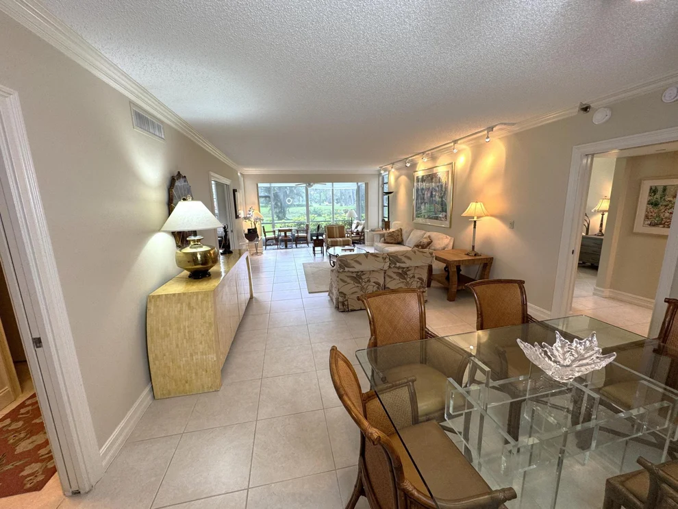 Unit for sale at 625 Oaks Drive, Pompano Beach, FL 33069