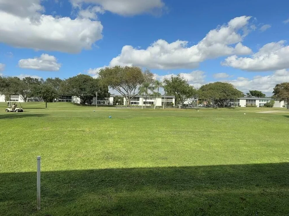 Unit for sale at 543 Flanders L, Delray Beach, FL 33484