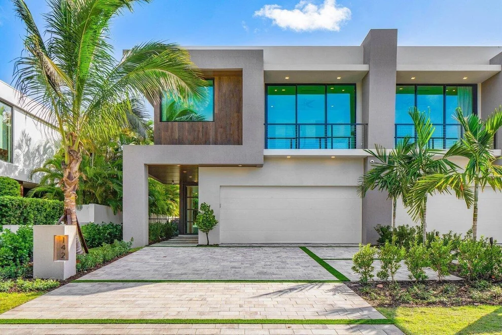 Unit for sale at 142 NE Wavecrest Way, Boca Raton, FL 33432