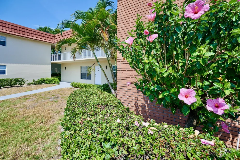 Unit for sale at 58 Woodland Drive, Vero Beach, FL 32962