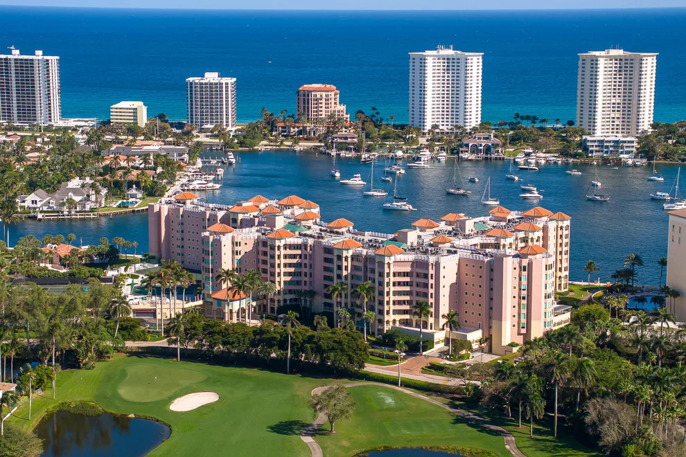 Unit for sale at 300 SE 5th Avenue, Boca Raton, FL 33432