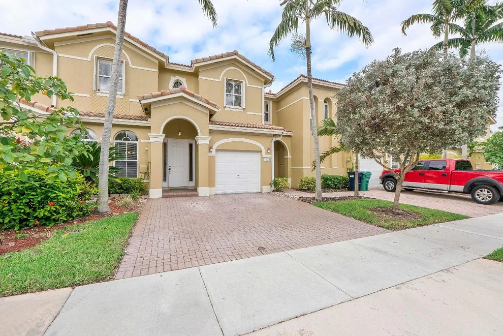 Unit for sale at 13743 SW 116th Terrace, Miami, FL 33186