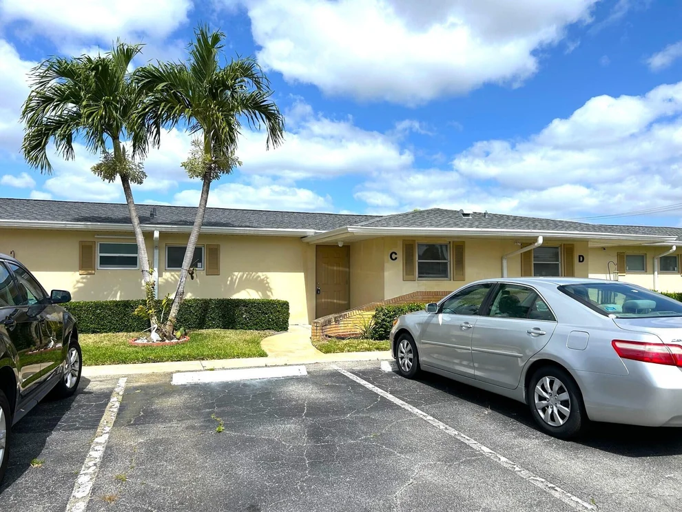 Unit for sale at 2511 Barkley Drive W, West Palm Beach, FL 33415