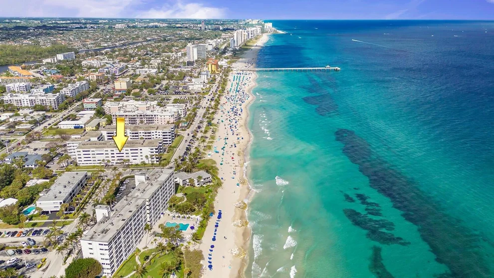 Unit for sale at 330 SE 20th Avenue, Deerfield Beach, FL 33441