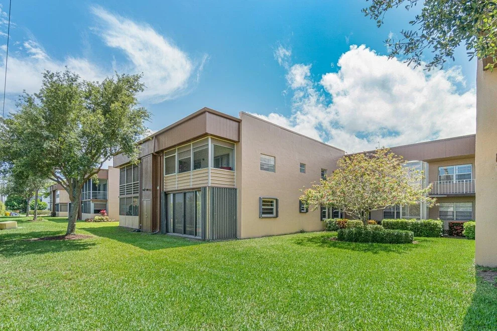 Unit for sale at 663 Burgundy, Delray Beach, FL 33484