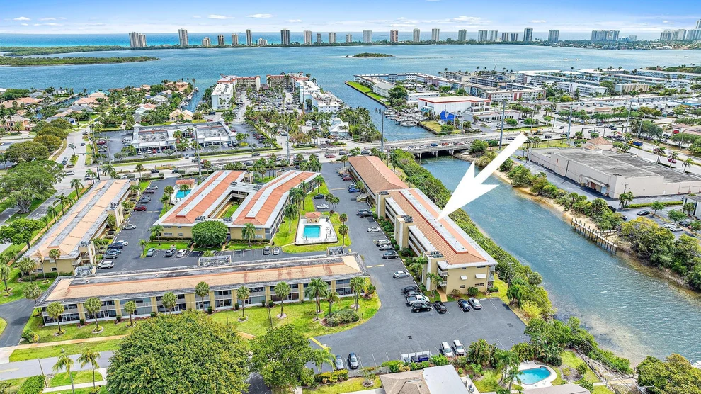 Unit for sale at 405 Us Highway 1 104, North Palm Beach, FL 33408