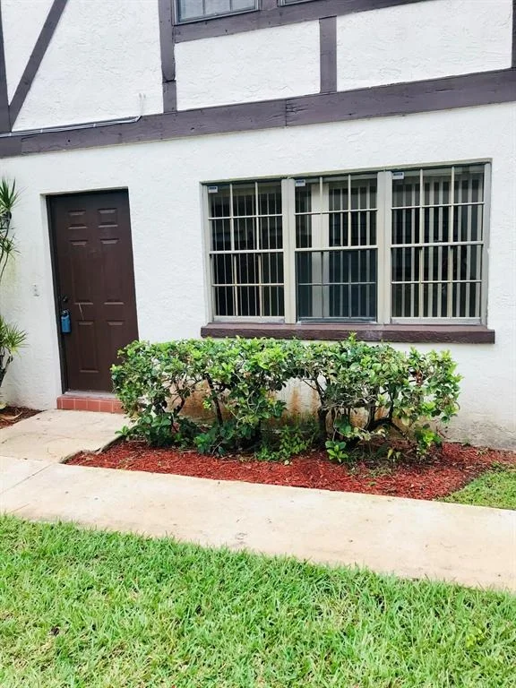 Unit for sale at 128 Weybridge Circle, Royal Palm Beach, FL 33411