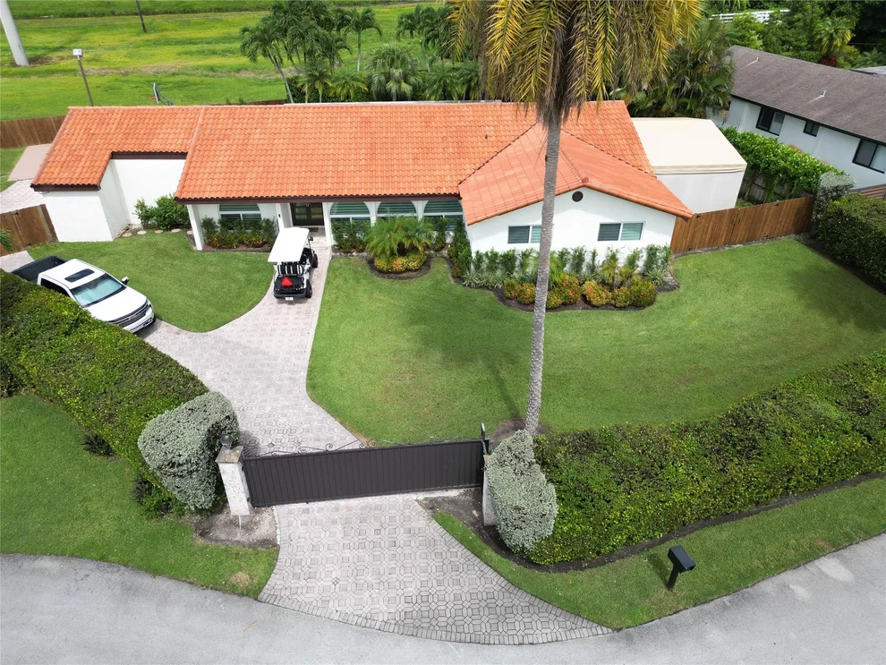 Unit for sale at 11544 SW 98th Place, Miami, FL 33176