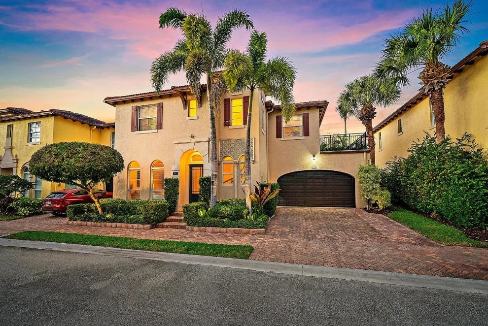 Unit for sale at 107 Via Poinciana Lane, Boca Raton, FL 33487