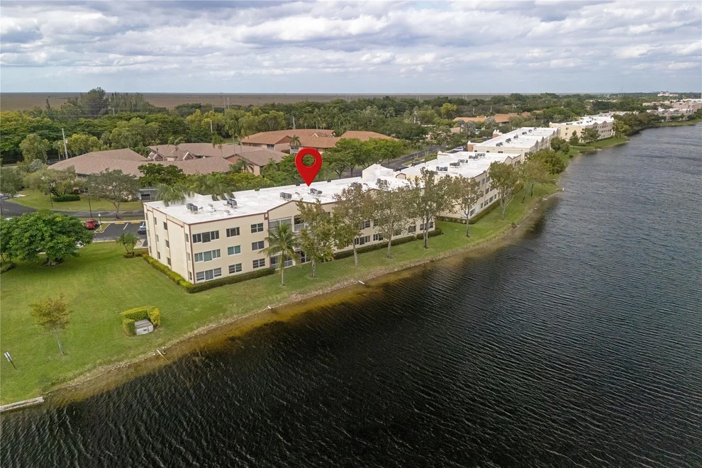 Unit for sale at 7186 S Devon Drive, Fort Lauderdale, FL 33321
