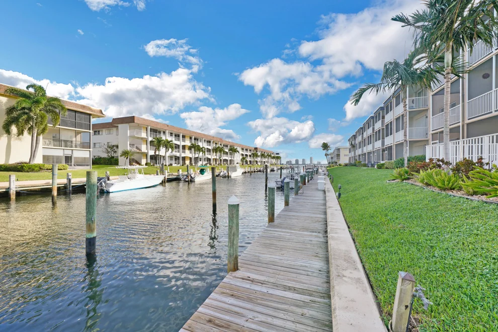 Unit for sale at 131 Doolen Court, North Palm Beach, FL 33408