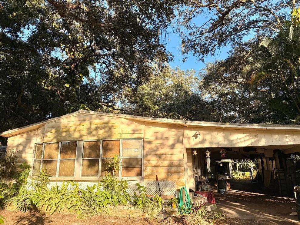 Unit for sale at 2702 SE 47th Terrace, Okeechobee, FL 34974