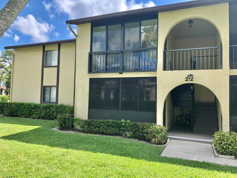 Unit for sale at 212 Pine Hov Circle, Greenacres, FL 33463
