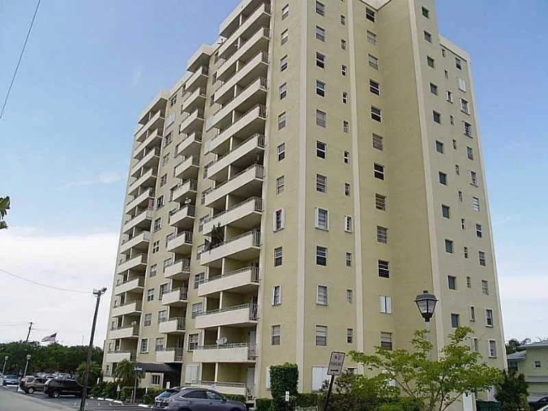 Unit for sale at 900 NE 18th Avenue, Fort Lauderdale, FL 33304