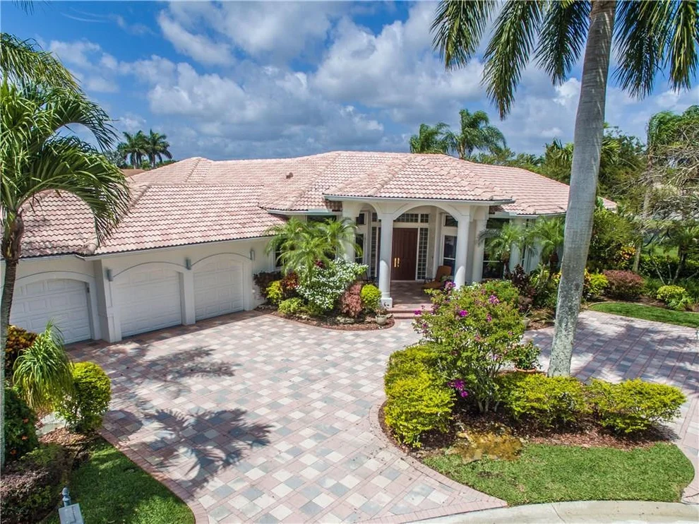 Unit for sale at 10475 NW 69th Manor, Parkland, FL 33076