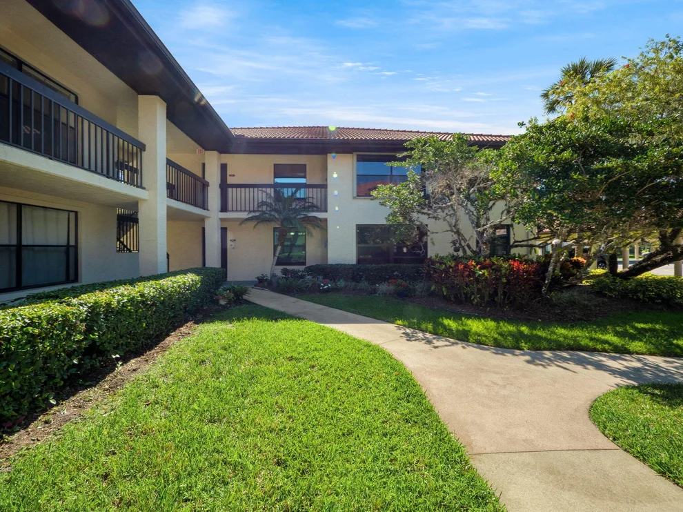 Unit for sale at 300 SW South River Drive, Stuart, FL 34997