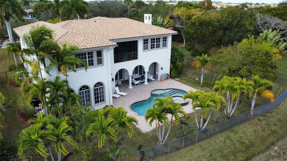 Unit for sale at 7888 NW 112th Way, Parkland, FL 33076
