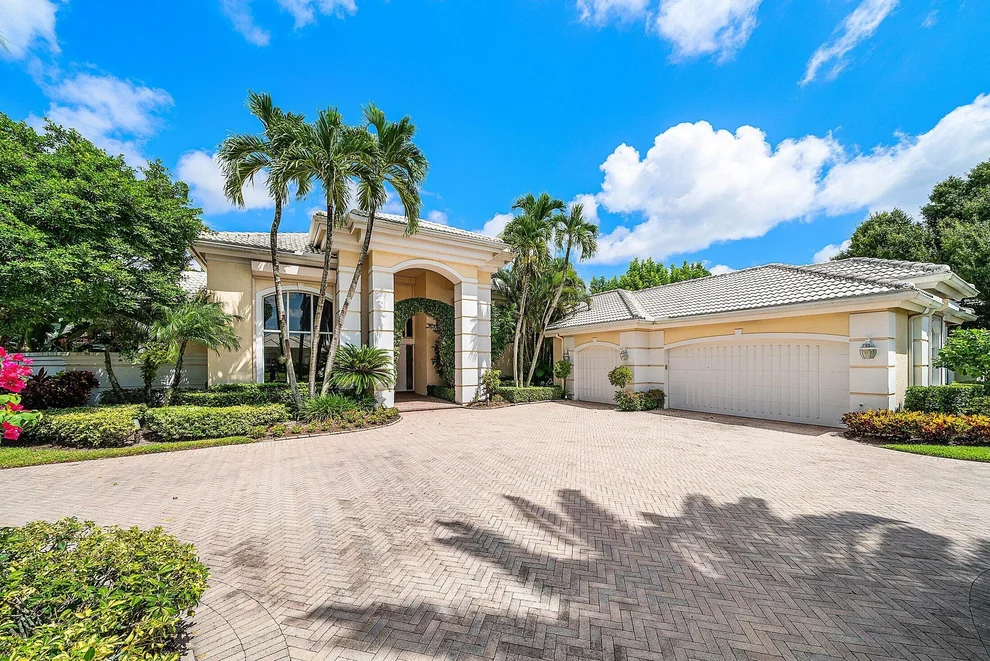 Unit for sale at 56 St George Place, Palm Beach Gardens, FL 33418